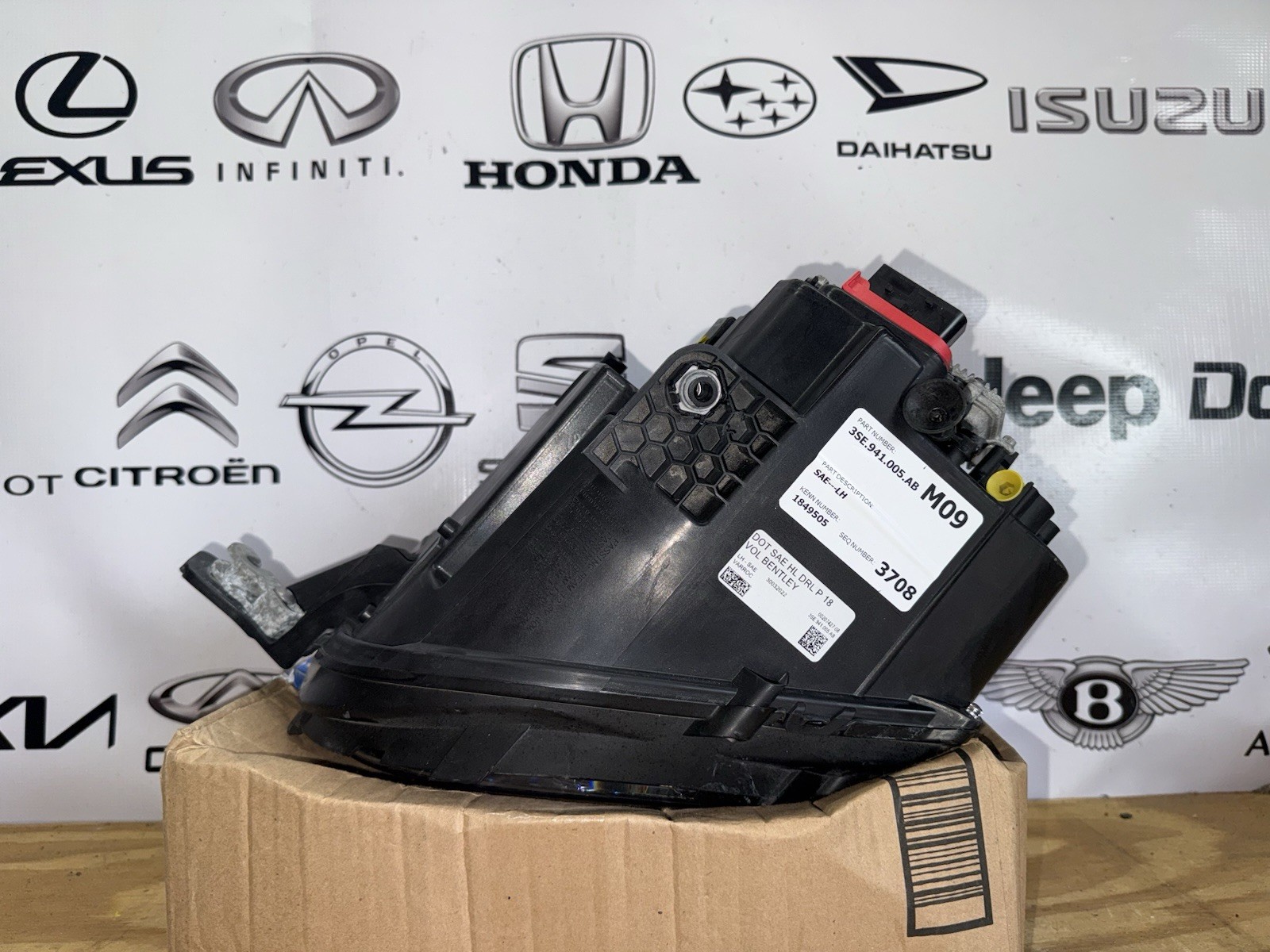 2020 2021 2022 Bentley Flying Spur Bentayga LED Headlight Left  Driver Side OEM