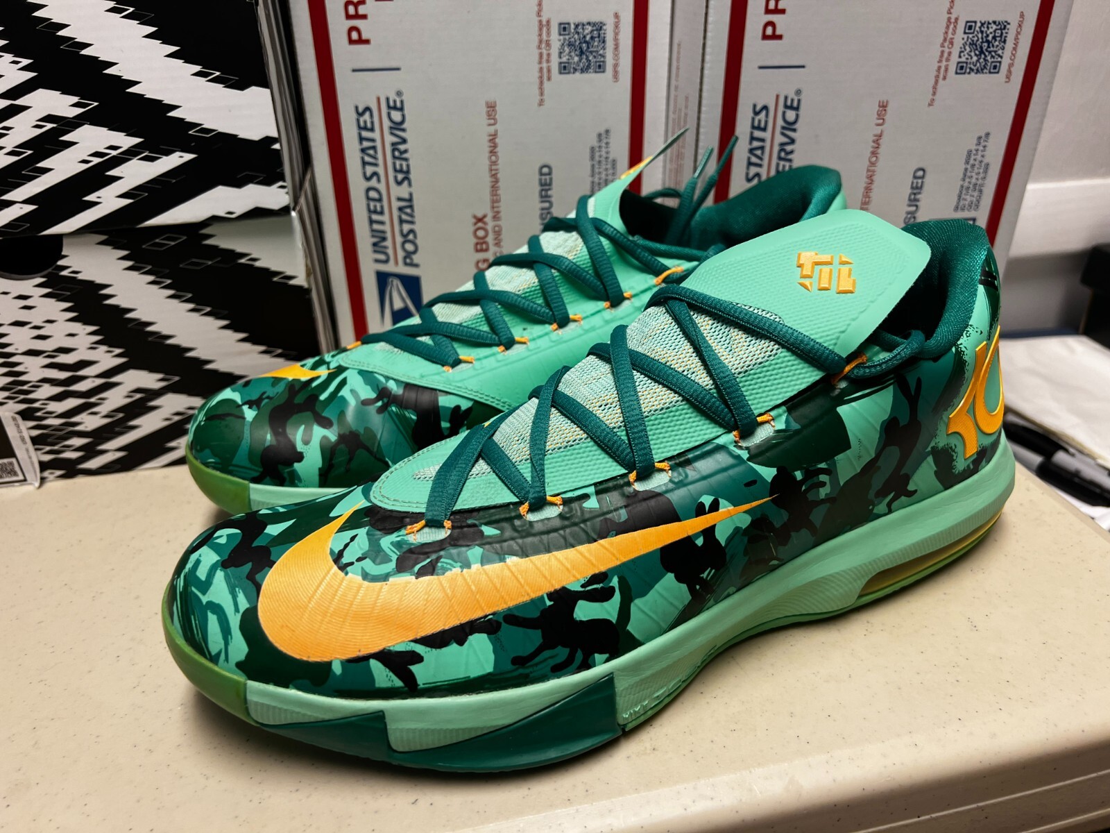 easter kd