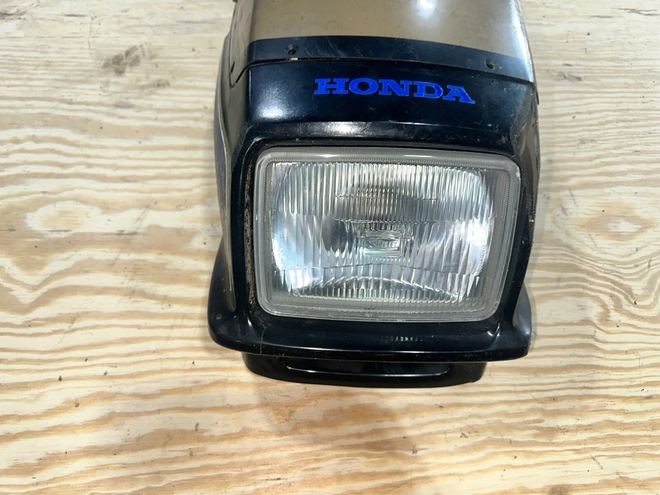 1984 HONDA NIGHTHAWK 700S CB700SC CARENAGEM CAPÔ DIANTEIRO FAROL VENTO - Imagem 4 de 4