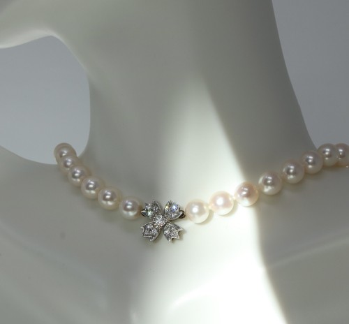 Pearl Necklace Floret Pendant PLATINUM 