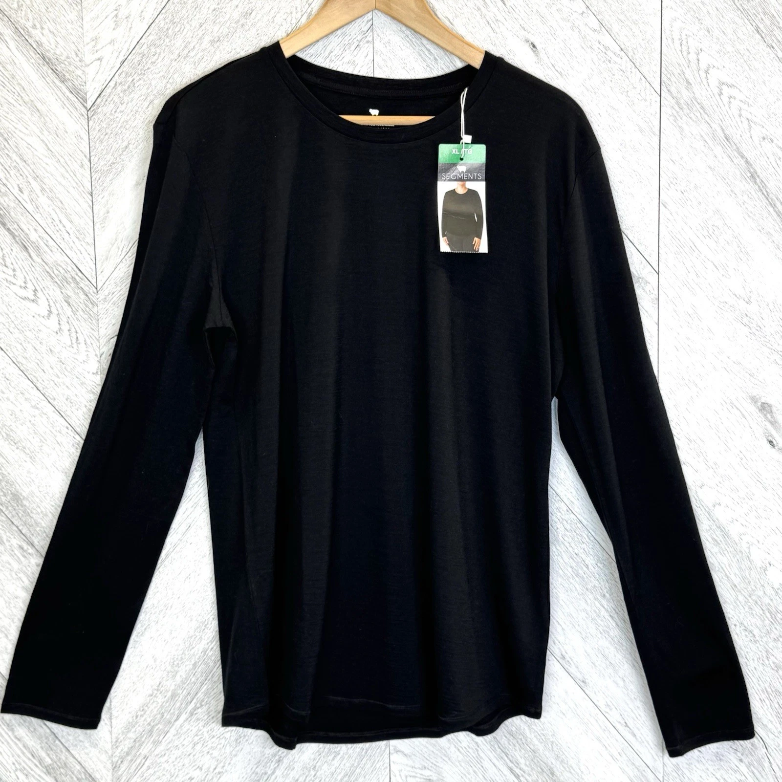 Segments 100% Merino Wool Base Layer Long Sleeve Shirt Black Womens Size XL NWT
Opens in a new windo