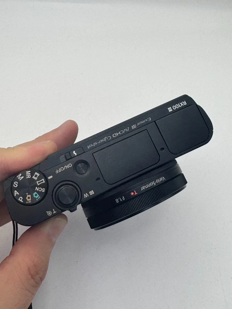 Sony Cyber-shot DSC-RX100III Digital Cameras for Sale | Shop New