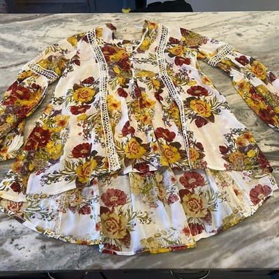 Indigo Thread Co Small Floral Boho Top Hi/Lo Embroidered Trim