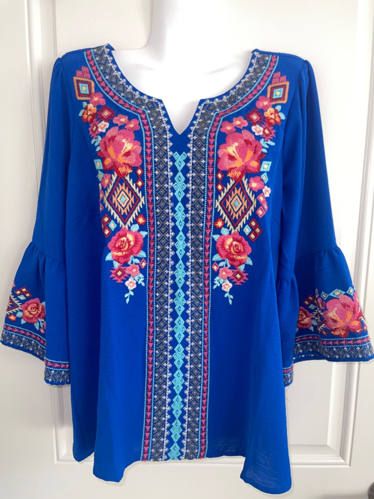 SAVANNA JANE Blue Floral Embroidered V-Neck Bell Sleeve Tunic SMALL
