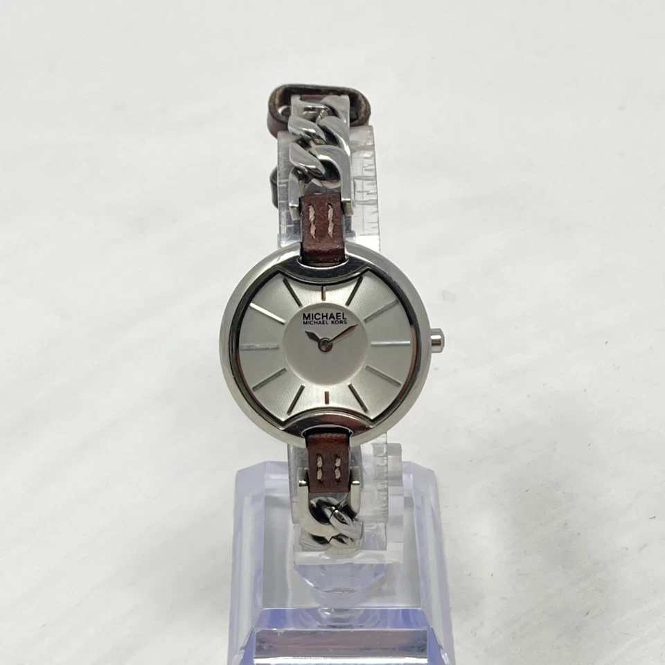 Michael Kors Watch Women 30mm Silver Tone Curb Link & Leather New Battery 7.5" - Image 3 of 4