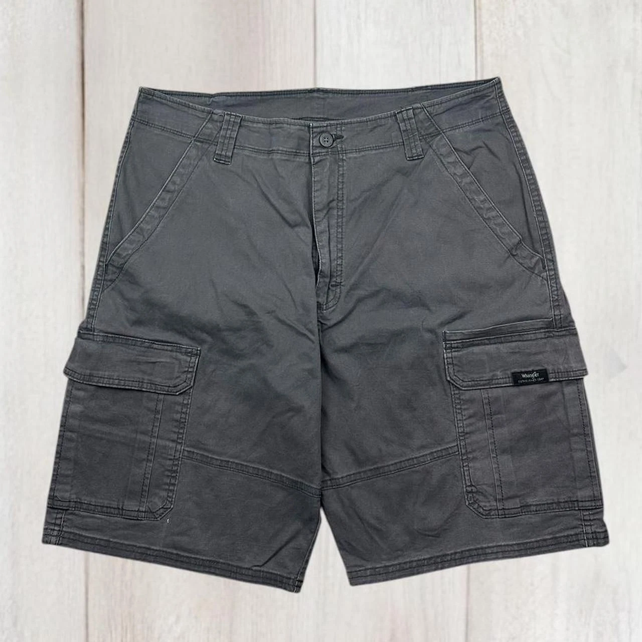 Vintage Wrangler Grey Cargo shorts