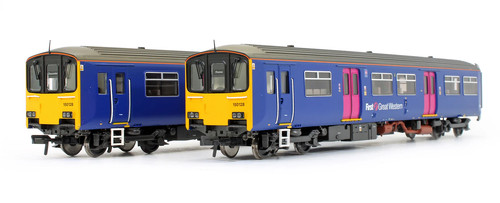 Bachmann Pre-Owned 32-927 Class 150/1 DMU 2 Car 150128 First Great Western | Condition: Used