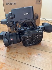 Sony FS5 II — PXW-FS5M2 — 4K XDCAM — Super 35mm Cinema Camera — BODY ONLY