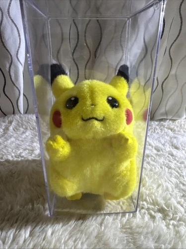 RARE Vintage Pokemon Pikachu Squeeze Squeaky Sound Tomy Plush 6" Toy Doll Japan