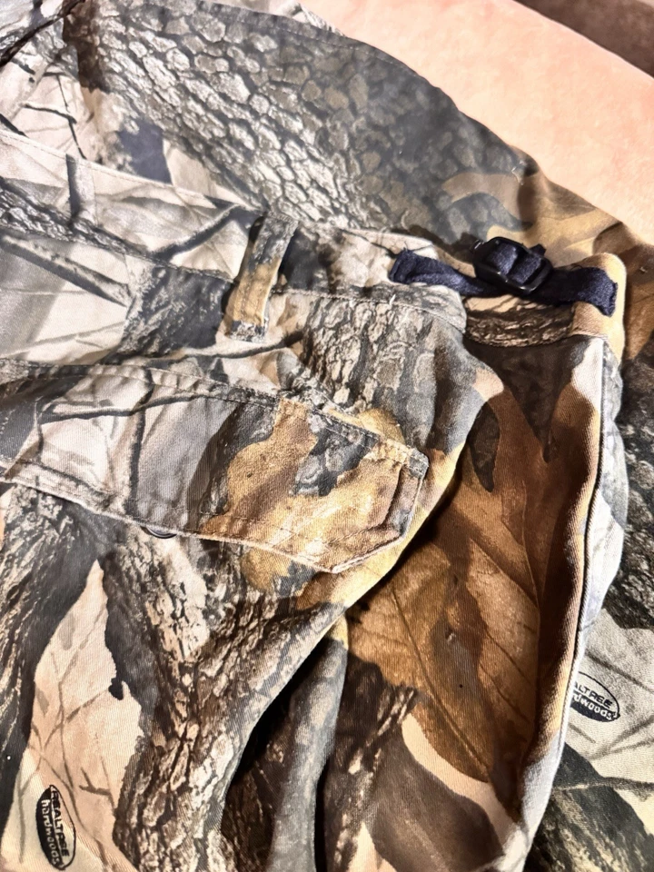 Outfitters Ridge Camouflage Hunting Pants 3XL (48/50) Realtree Camo - Image 3 of 4