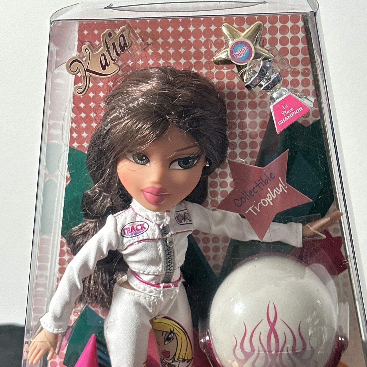 ホワイトオープンカー 2人乗り　日本未発売　bratz 廃版 スポーツカー ポルシェ ボクスター〈白〉 / レンタカーならスポーツカーオープンカー