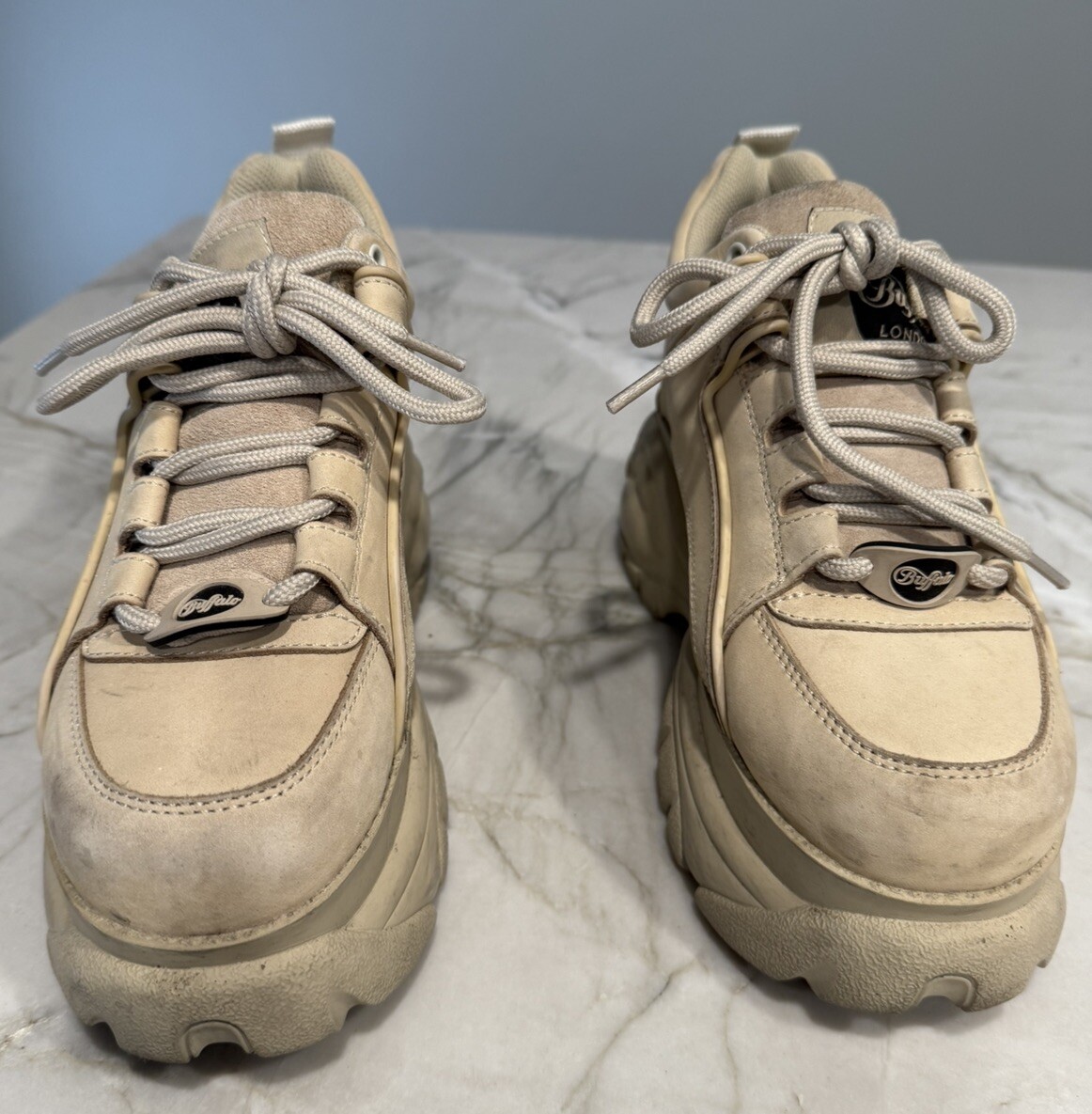 vintage 1990's BUFFALO LONDON platform Leather sneakers - size 38