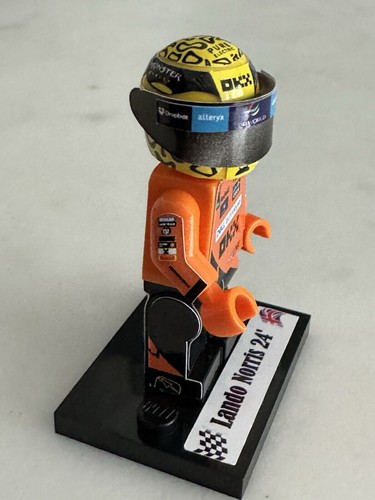 Minifigure F1 Lando Norris WINNER GP BARCELONA MIAMI 2024 McLaren super detail - Picture 3 of 4