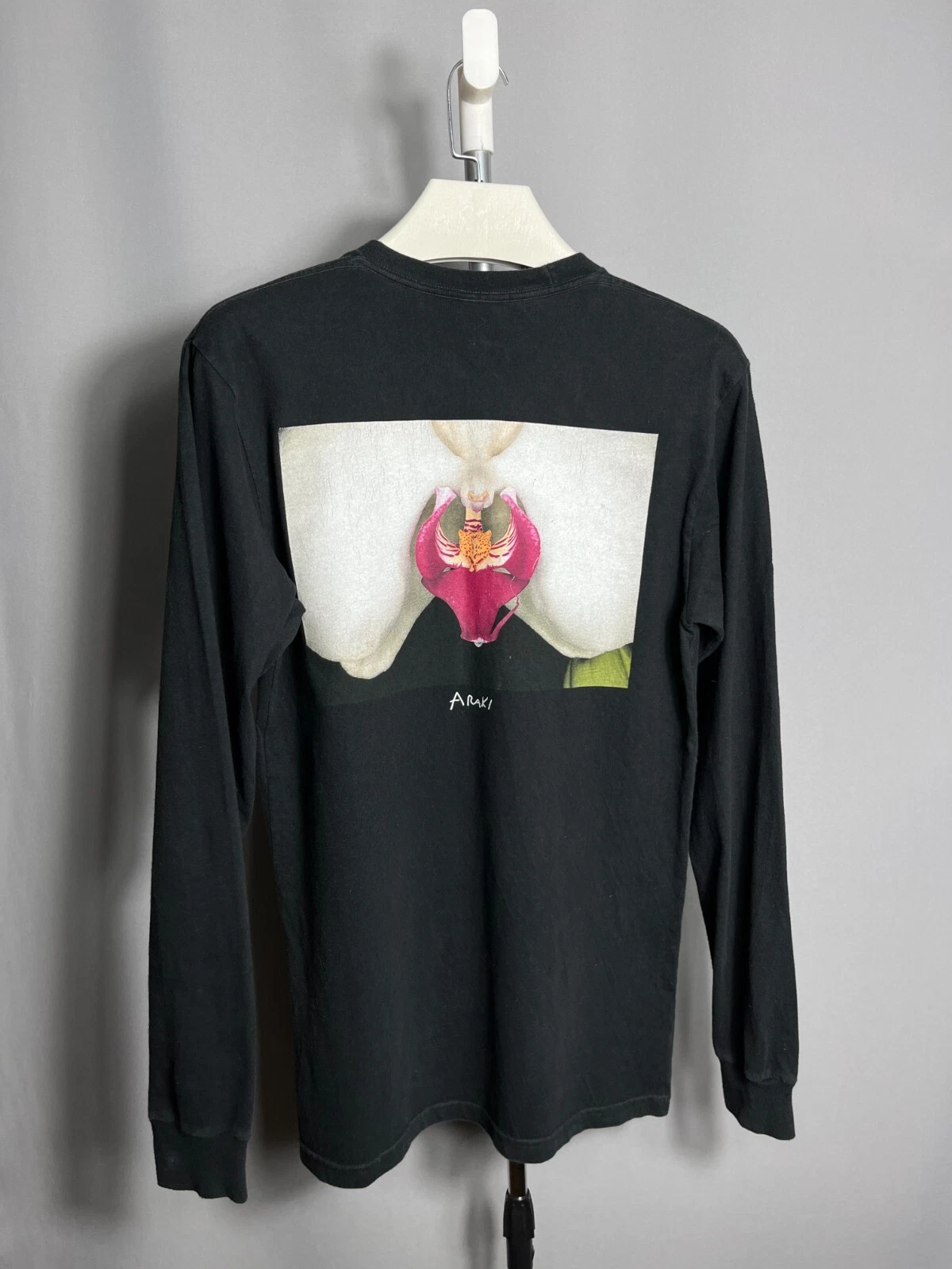 T shirt noir Supreme Araki Orchidée manches longues USA coton taille M