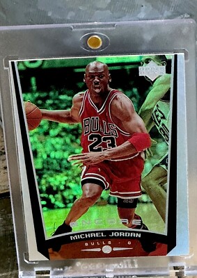 Michael Jordan Card REFRACTOR RAINBOW HOLO FOIL RARE INSERT BULLS JERSEY #23