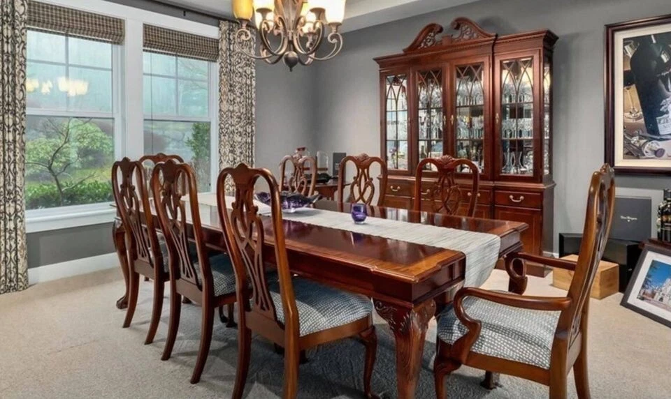 Ethan Allen Furniture Dining Room Set 8