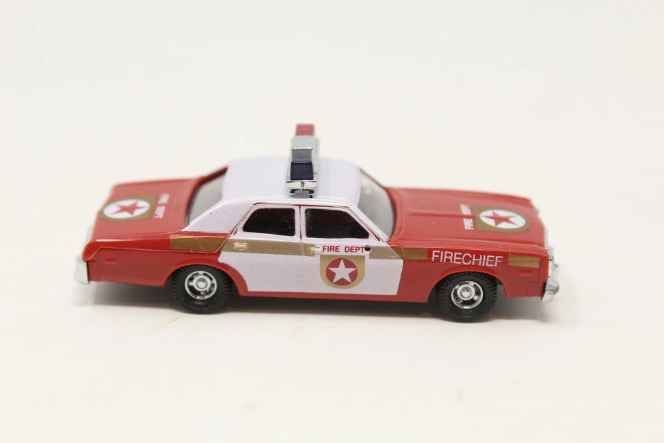 HO 1:87 Praline 6602 Dodge Monaco Frisco LX Firechief Fire Department Car Red - Image 4 of 4