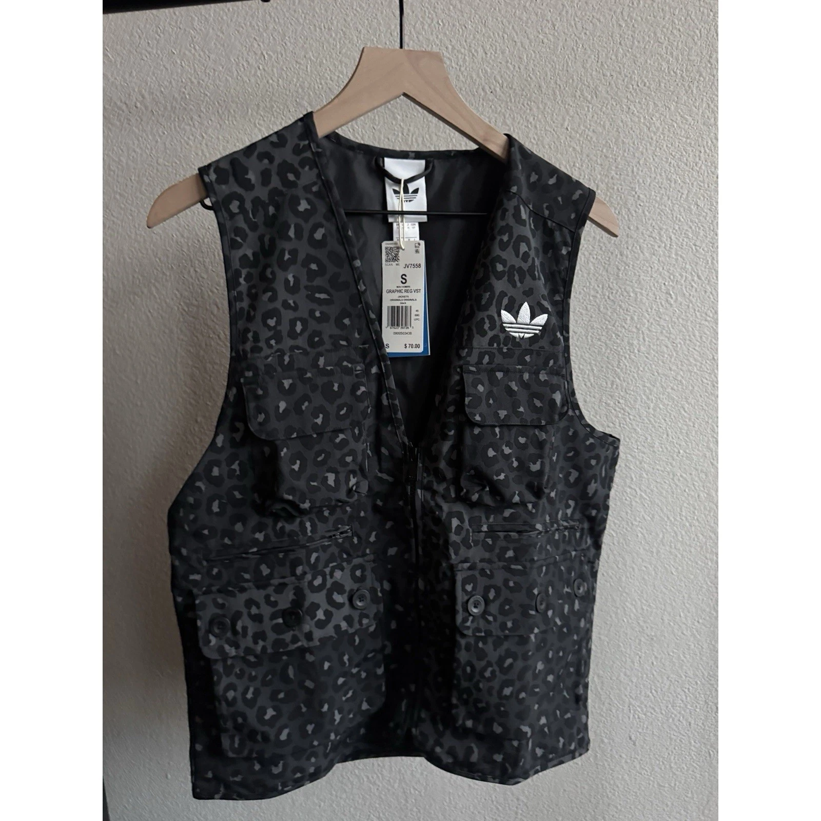 Small Adidas Collection Mens Utility Black Leopard Print Vest Jacket ❤️✅ NEW