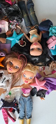 Bratz 3 Puppen Konvolut mit Kleidung, Schuhen und Zubehör