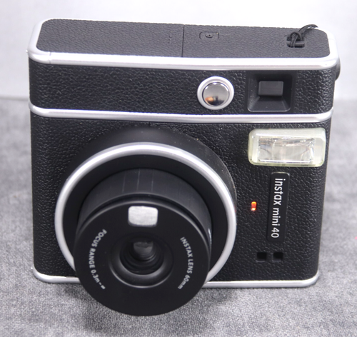 Fujifilm INSTAX MINI 40 Instant Film Camera, Black, New Batteries, New! No Box - Bild 4 von 8