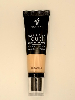 Younique Mineral Touch Concealer - Scarlet .34 fl oz