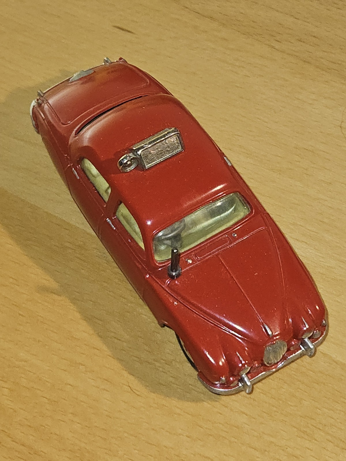 Corgi 213s, Jaguar Fire Chief's Car - Free Price Guide & Review