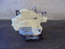 VW Tiguan 5N T�rschloss Rechts Hinten 3C4839016A 169960
