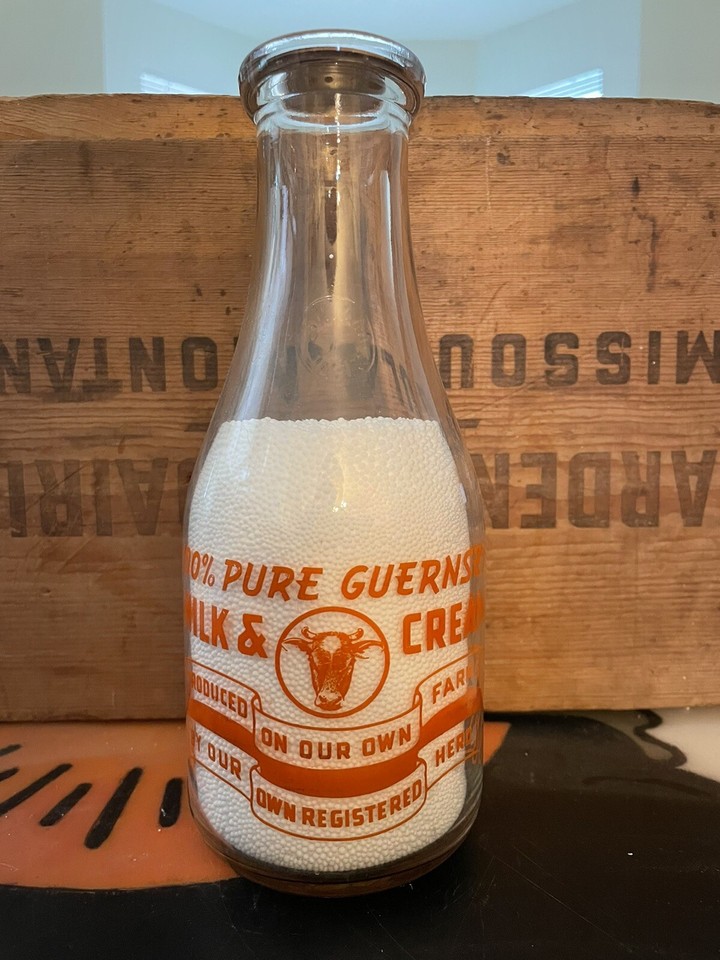 RARE PORTLAND FARMS SOUTH PORTLAND MAINE TRPQ QUART MILK BOTTLE