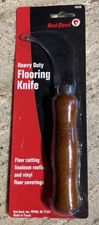 Red Devil Heavy Duty Flooring Knife 4608 - Linoleum Roofing & Vinyl Floor Covers