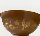 Pyrex  Americana Cinderella Gold Chicken Cat Eagle Mixing Bowl #442  1 1/2 quart
