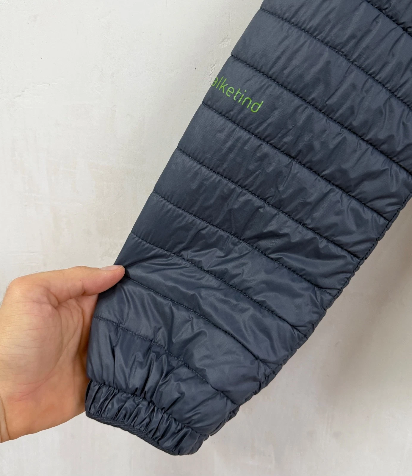 Norrøna Falketind PrimaLoft 60 Cool Black Jacket Outdoor - product detail image 2