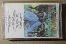 LOS INVASORES DE NUEVO LEON TRONO CAIDO  ULTRA RARE NEW SEALED