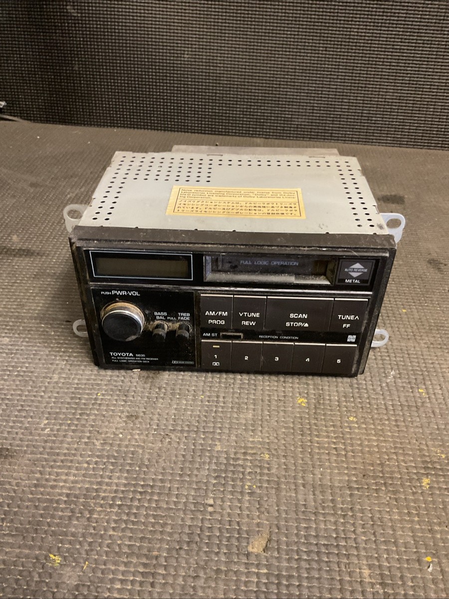 Am FM Radio Cassette Player 86120-32130 Toyota Land Cruiser Fj62 H