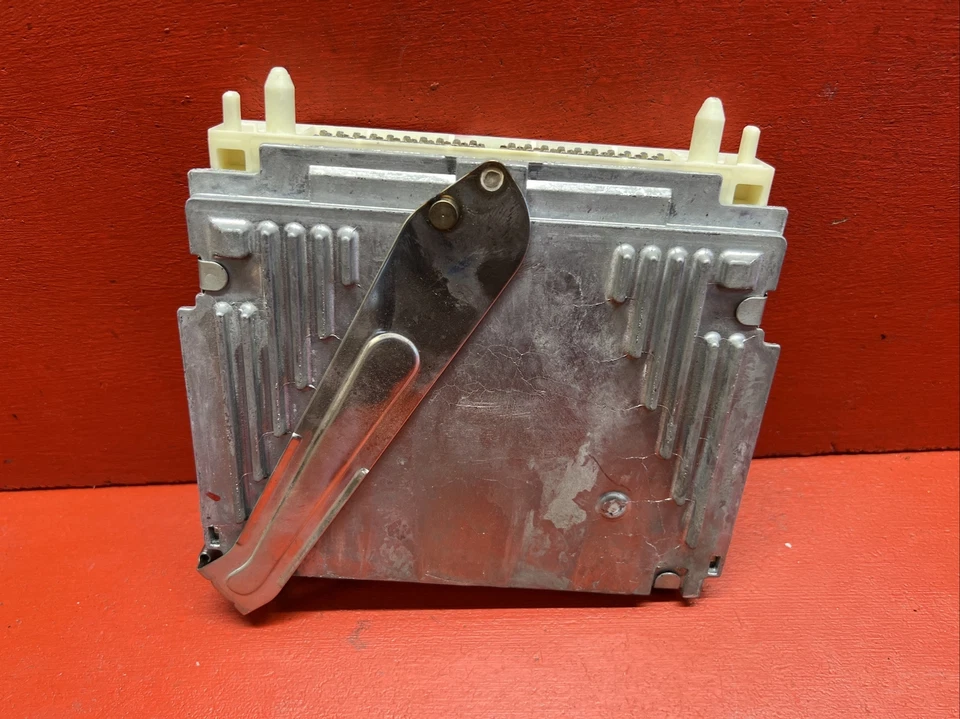 Модуль управления коробкой передач 1998 Volvo S70 TCM 9442107 - Изображение 2 из 4