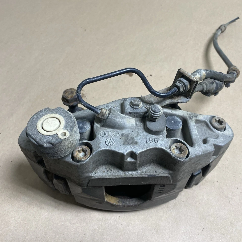 Pinças de freio dianteiras esquerda e direita Volkswagen Golf R Mk6 2012-2013 VW OEM #2 - Imagem 4 de 4