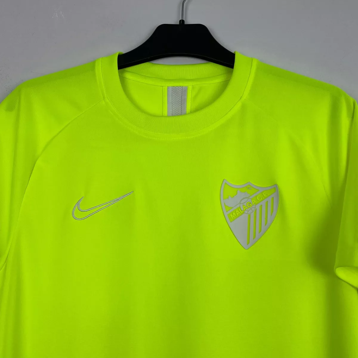 Malaga CF Nike Training Shirt Neon Jersey Camiseta size S |