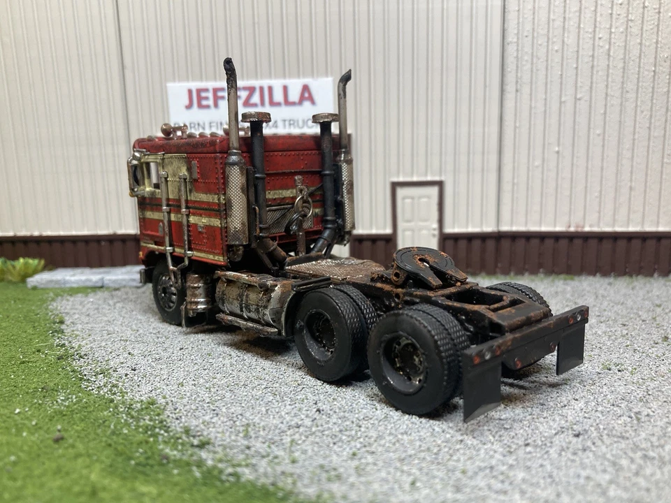Kenworth K100 1/64 Diecast Rusty Weathered Semi Tractor Truck Barn Find DCP COE - Image 3 of 4