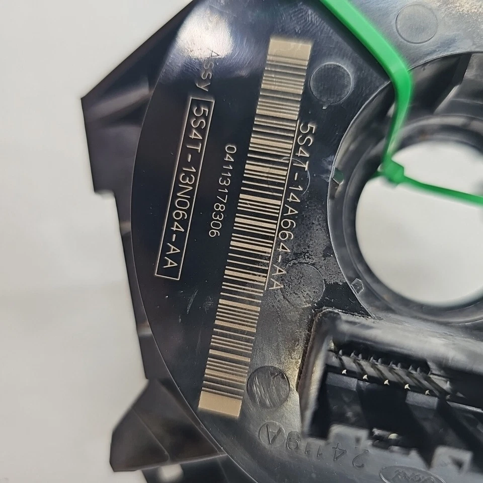 2005- 2007 Ford Focus Clock spring Switch PN: 5S4T-14A664-AA 5S4T-13N064-AA - Image 2 of 3