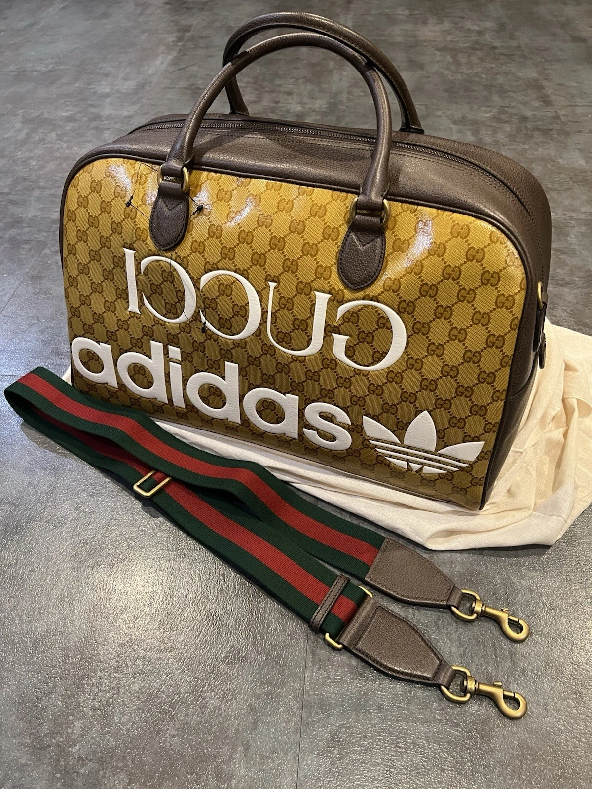 Borsone grande unisex Adidas X Gucci marrone rivestito tela pelle 702422 nuovo