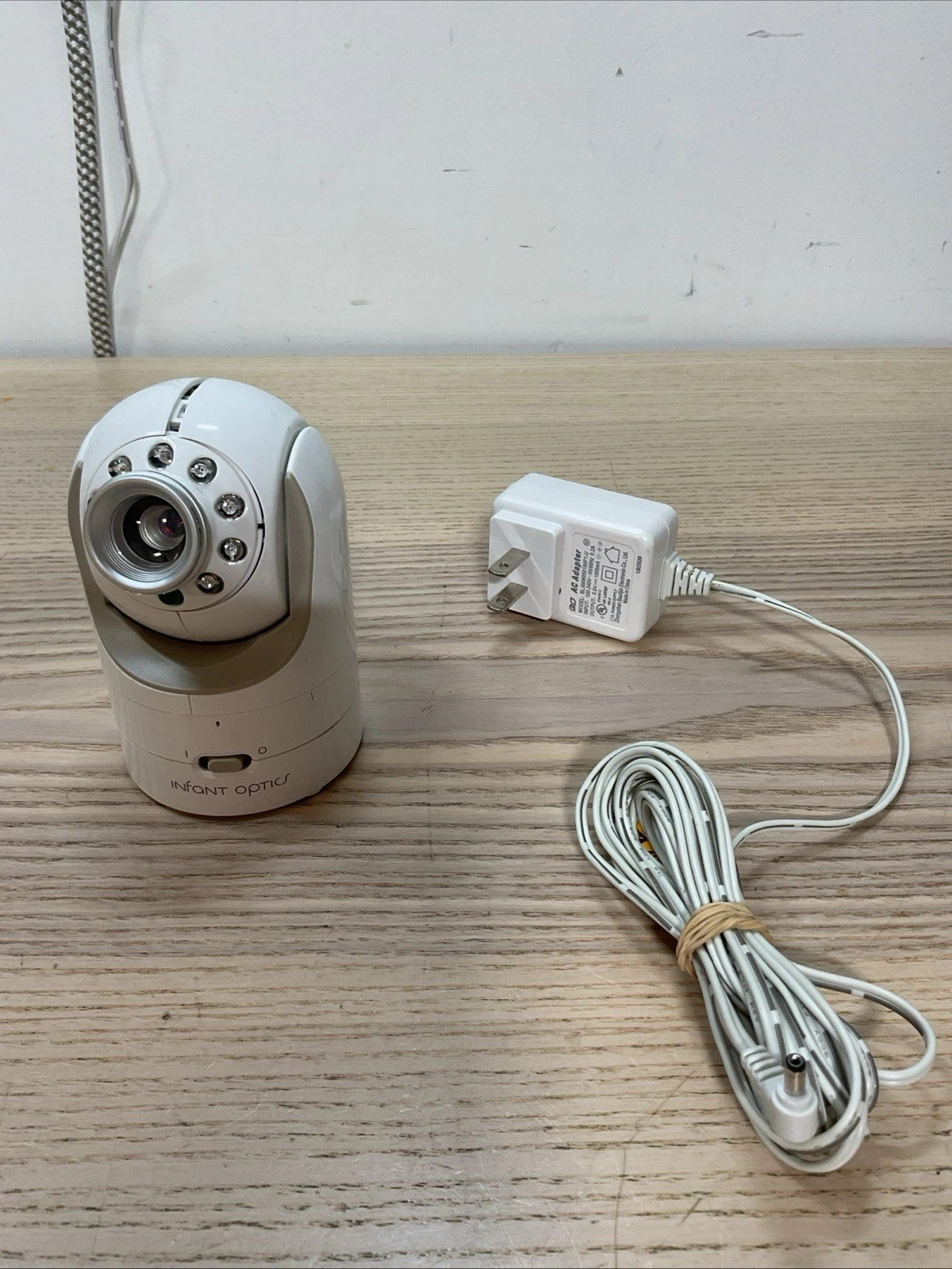 NICE! Infant Optics DXR-8 Wireless Baby Monitor Camera & OEM AC Power Adapter