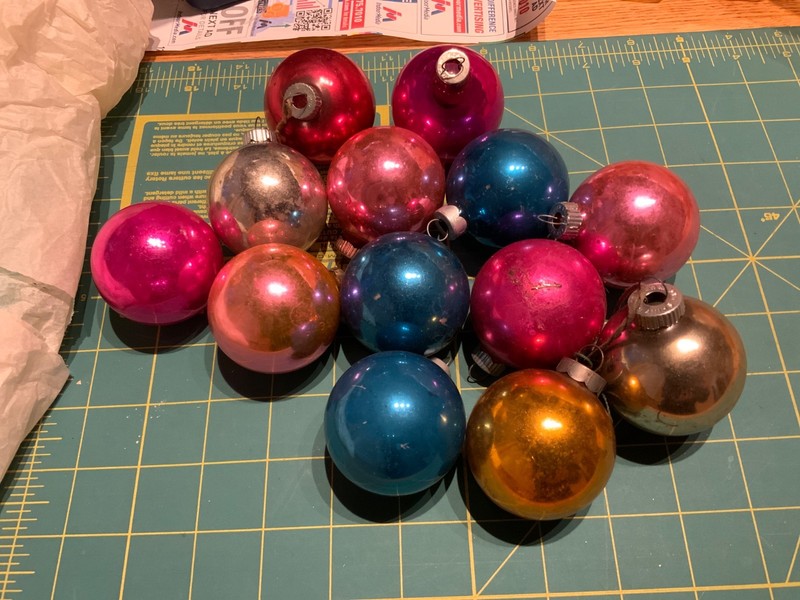 lot 12 vintage glass Christmas ornaments some shiny brite pink blue variety 2”