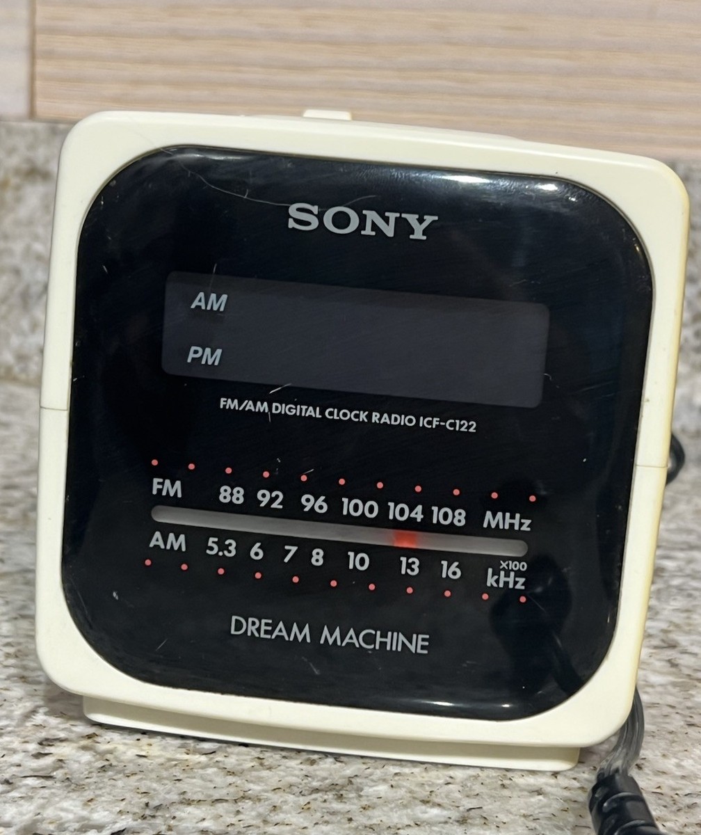 SONY　dream machine icf-c122 クロックラジオ Vintage Sony Dream Machine ICF-C122 White Cube AM/FM Alarm Clock