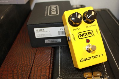 MXR M-104 Distortion Plus