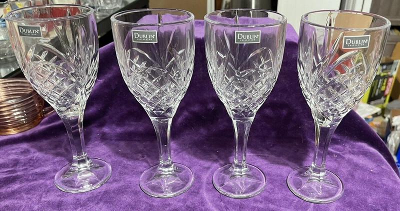 Set of 4 Shannon by Godfinger Crystal Dublin Wine 10 oz Glasses in Original Box