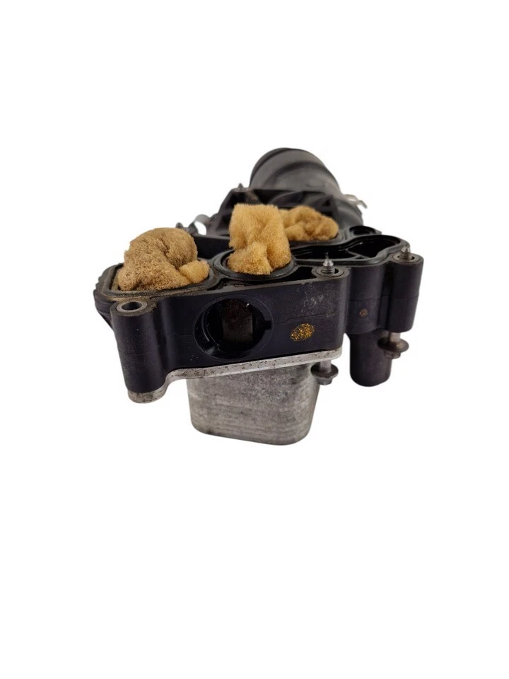 MINI COOPER F55 1.2 B. Ölfiltergehäuse Oil Cooler Housing Ölfilter 72353179 - Image 3 of 4