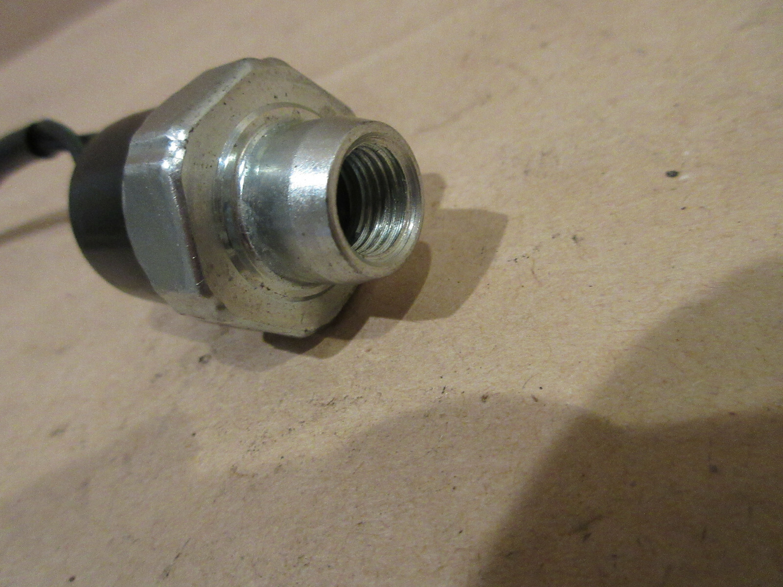 Ferrari 208,328,Mondial,Testarossa - Pressostat For Dryer Filter P/N 129102