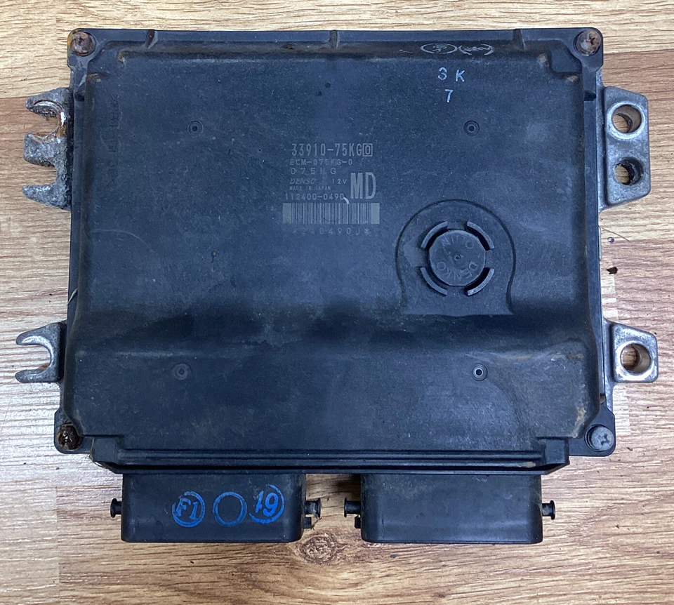 Suzuki SX4 2007 2008 2009 ECU MOTOR ECM MÓDULO INFORMÁTICO 33910-75 KG Foto 3 de 3