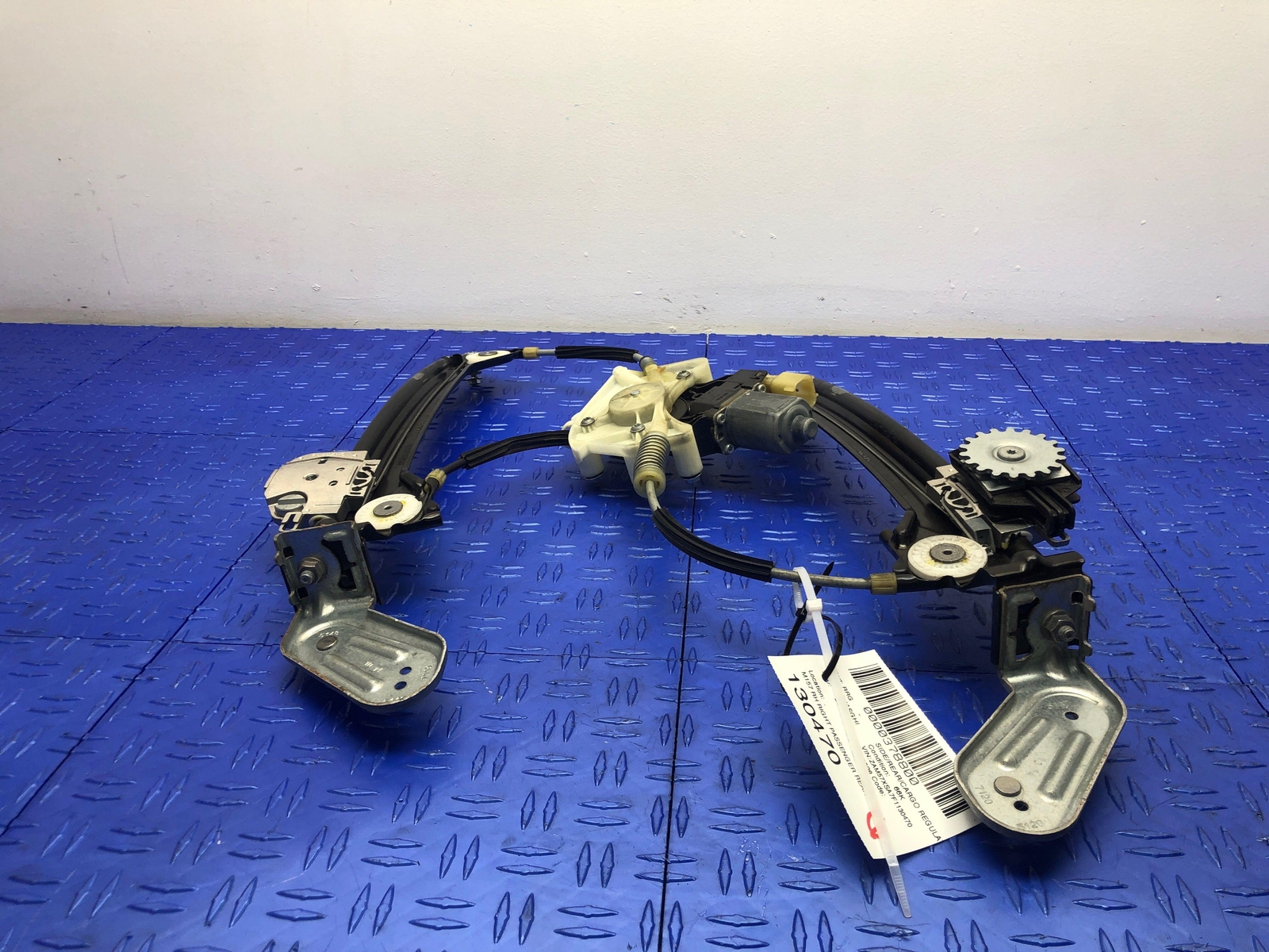 2014 - 2019 MASERATI GHIBLI M157 RIGHT REAR DOOR WINDOW REGULATOR W/MOTOR OEM