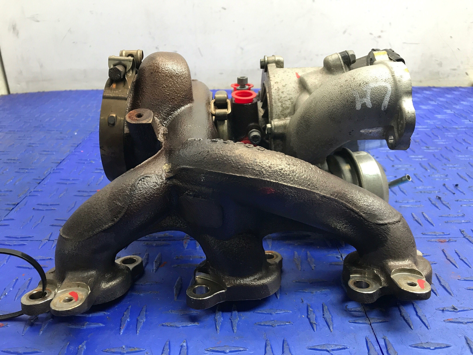 2013 - 2020 MASERATI QUATTROPORTE 3.0L LEFT ENGINE TURBOCHARGER 23787 *47K* OEM