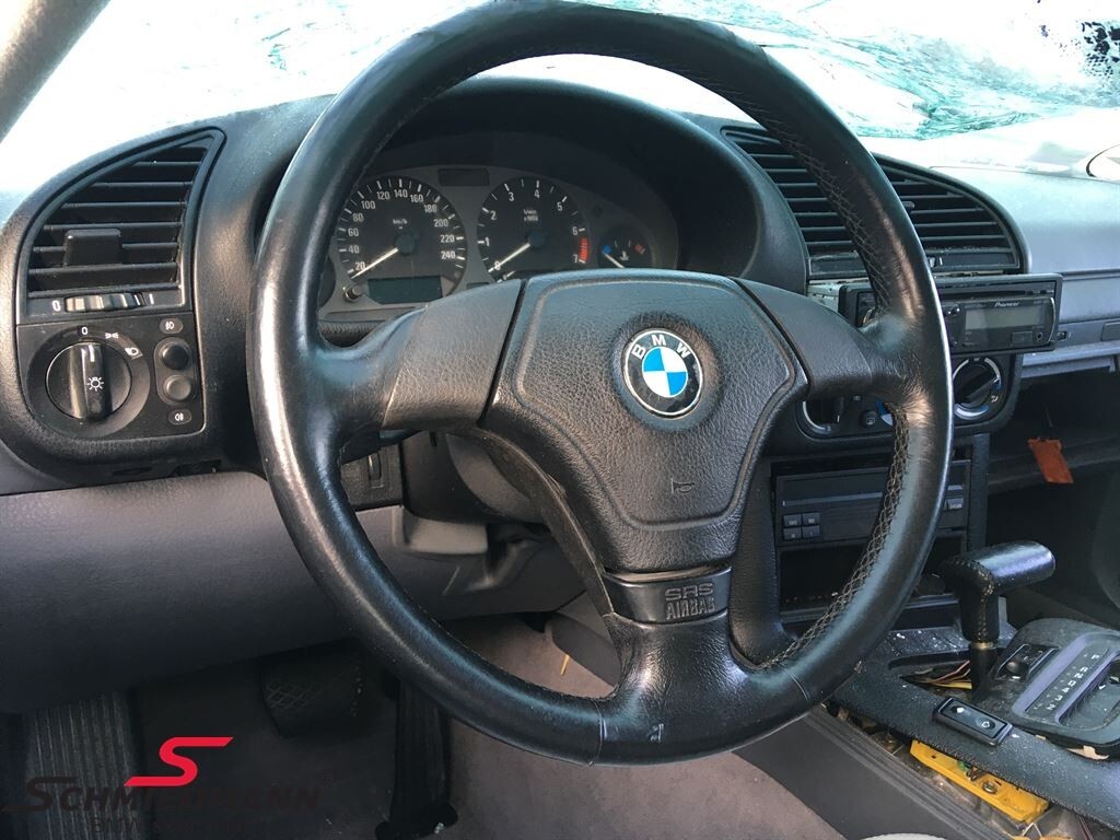 BMW E36 M3 Z3 E39 E31 E34 3 SPOKE SPORTS STEERING WHEEL OEM M TECH  